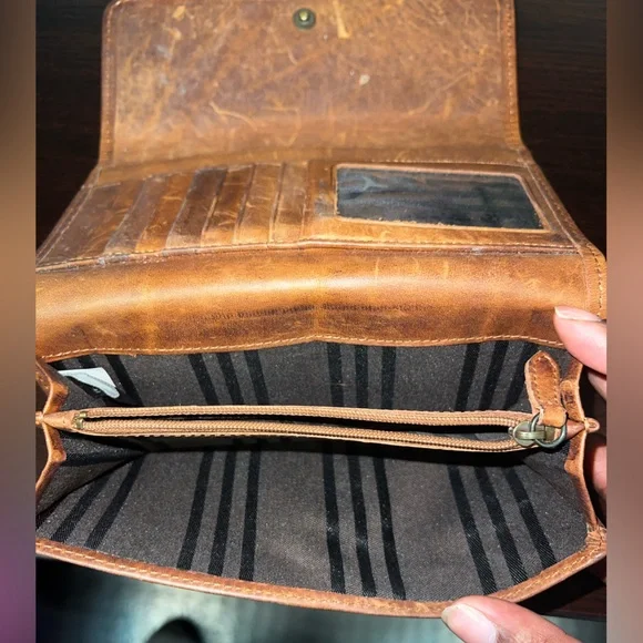 Frye Melissa Trifold Leather Brown Leather - Picture 5 of 9